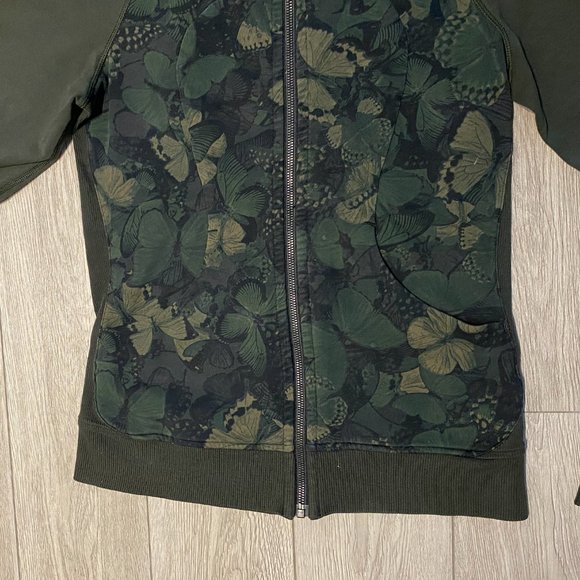 Lululemon hooded jacket with floral jungle pattern - Picture 4 of 5